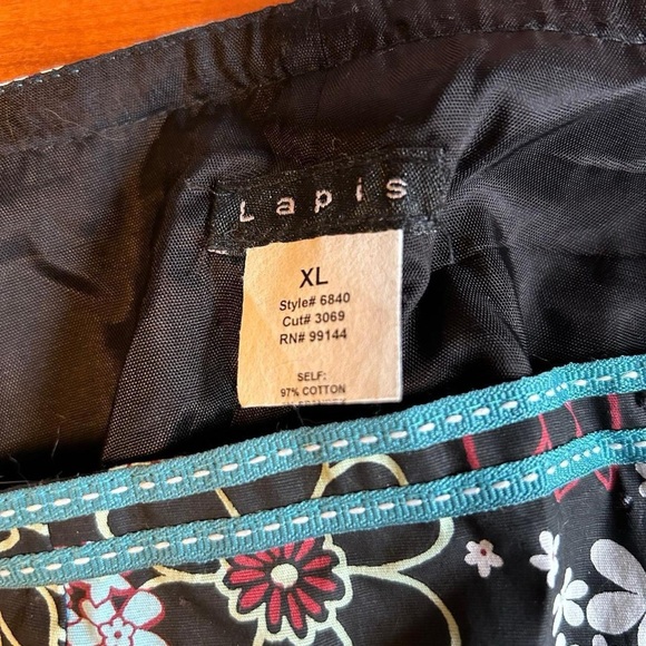 NWOT Lapis Black Floral Skirt with Blue Trim XL - Picture 7 of 7